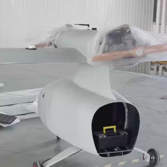 Video of the assembly test flight of a heavy-lift drone